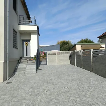 Apartament Na Lucni
